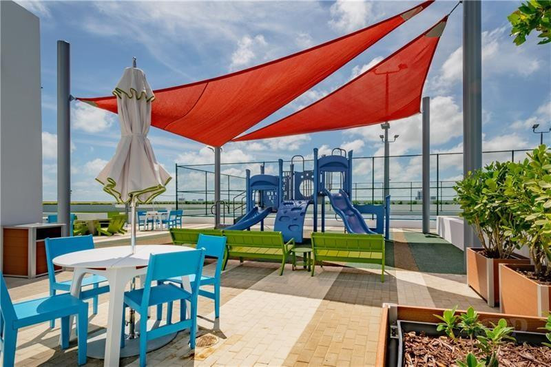 THE HARBOUR MORTH - Residential