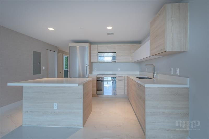 THE HARBOUR MORTH - Residential