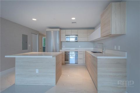 16385 Biscayne Boulevard 405 Aventura FL 33160