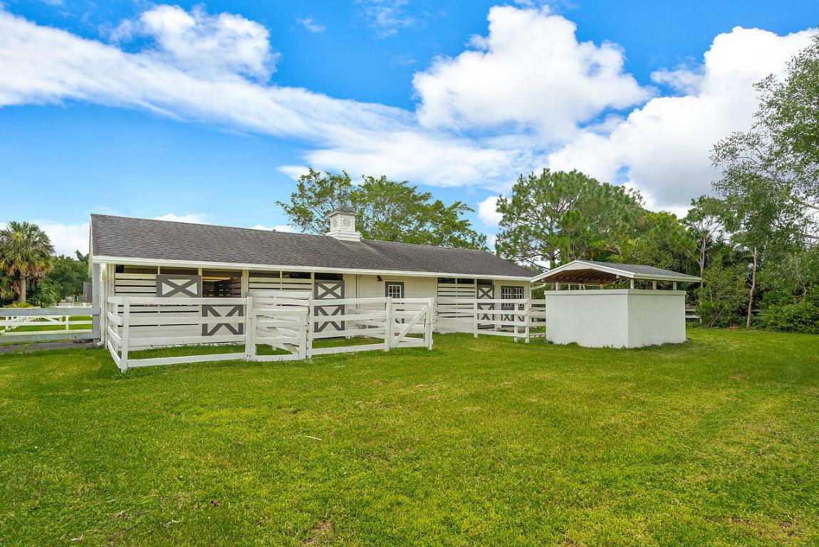 SADDLE TRAIL PARK OF WELLINGTON - Land