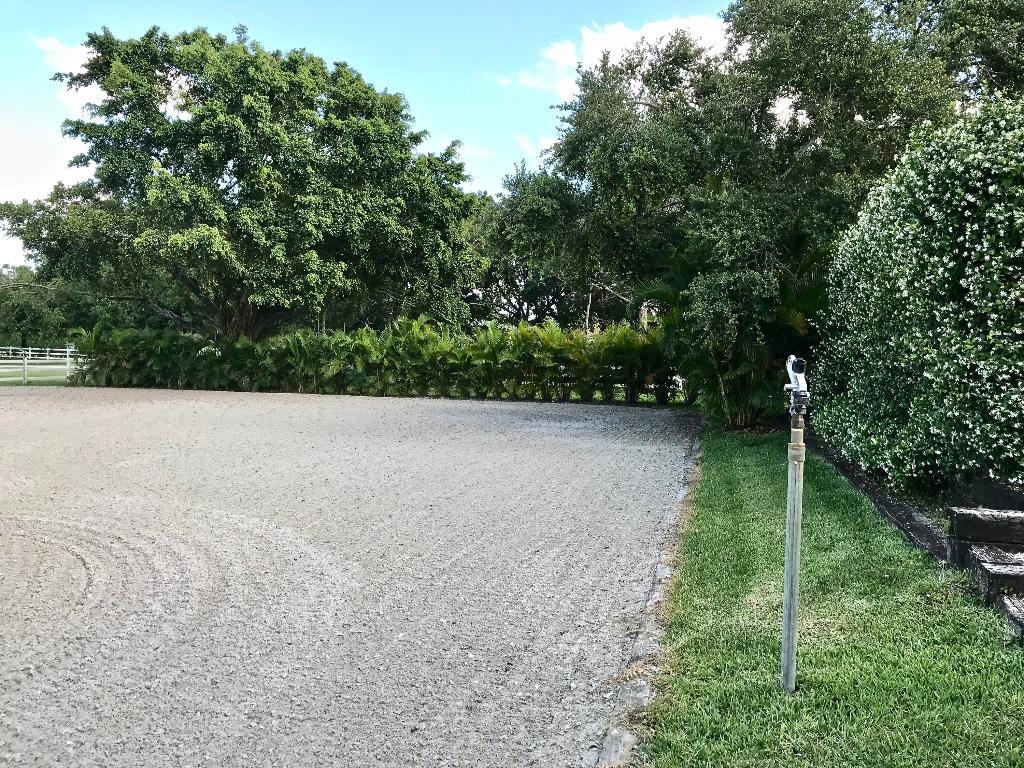 SADDLE TRAIL PARK OF WELLINGTON - Land