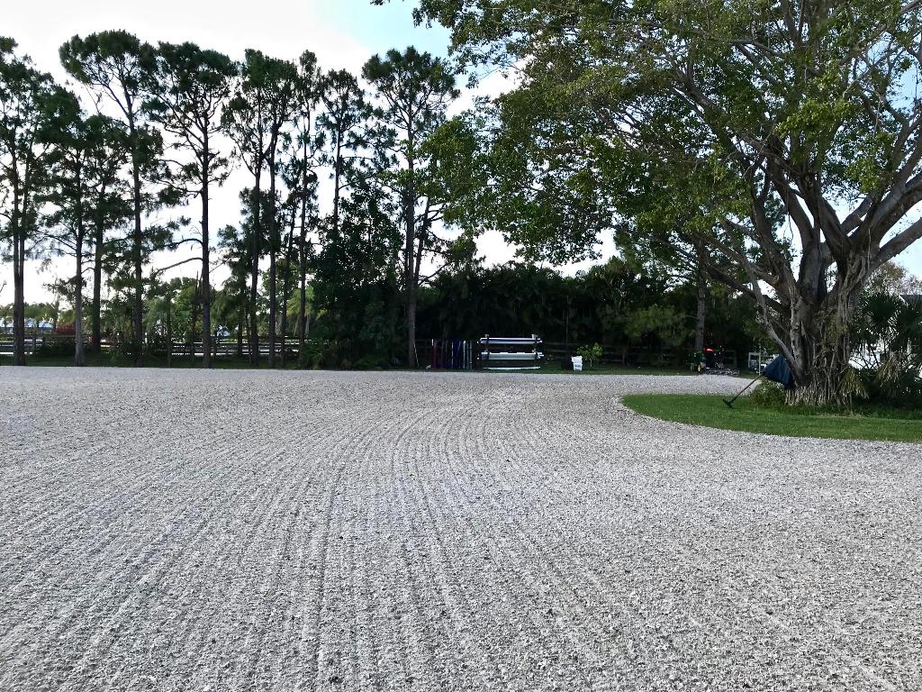 SADDLE TRAIL PARK OF WELLINGTON - Land