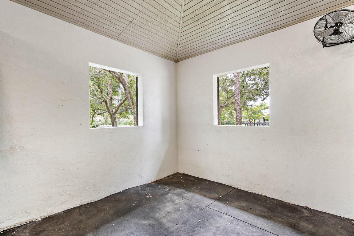 SADDLE TRAIL PARK OF WELLINGTON - Land