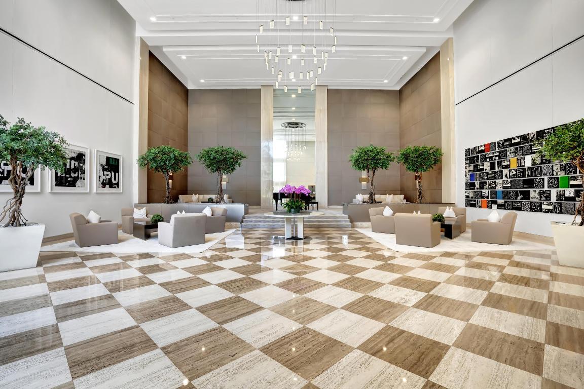 TRUMP PLAZA OF THE PALM BEACHES CONDO - Residential