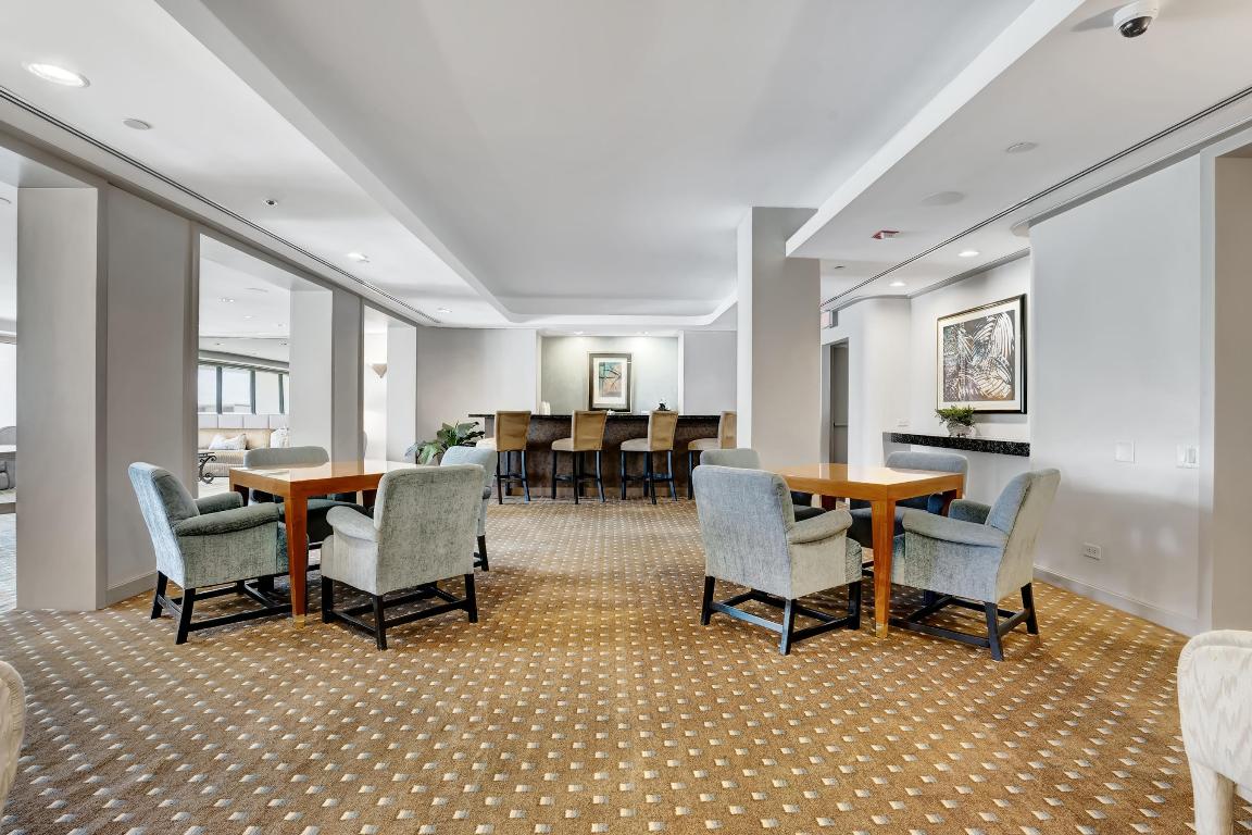 TRUMP PLAZA OF THE PALM BEACHES CONDO - Residential