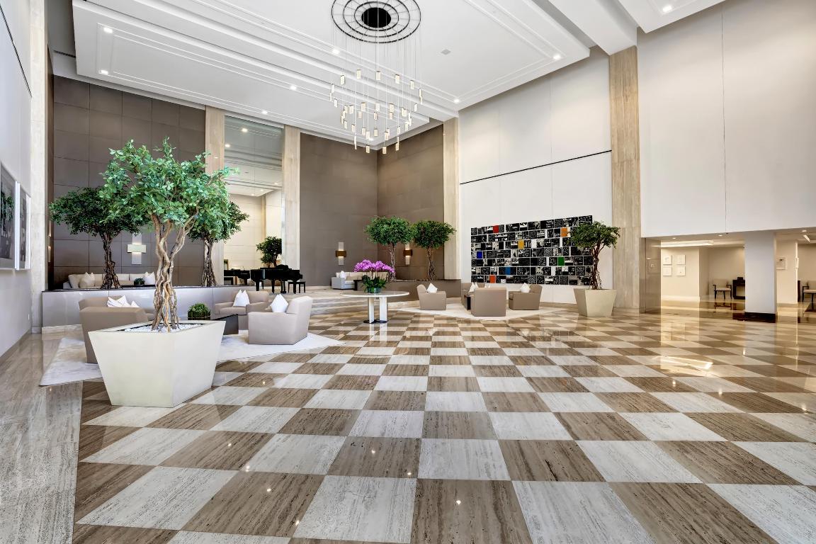 TRUMP PLAZA OF THE PALM BEACHES CONDO - Residential