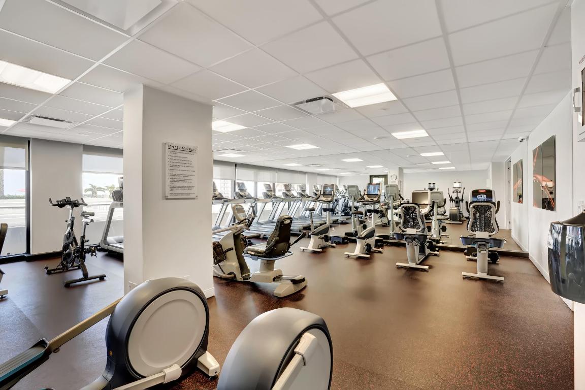 TRUMP PLAZA OF THE PALM BEACHES CONDO - Residential