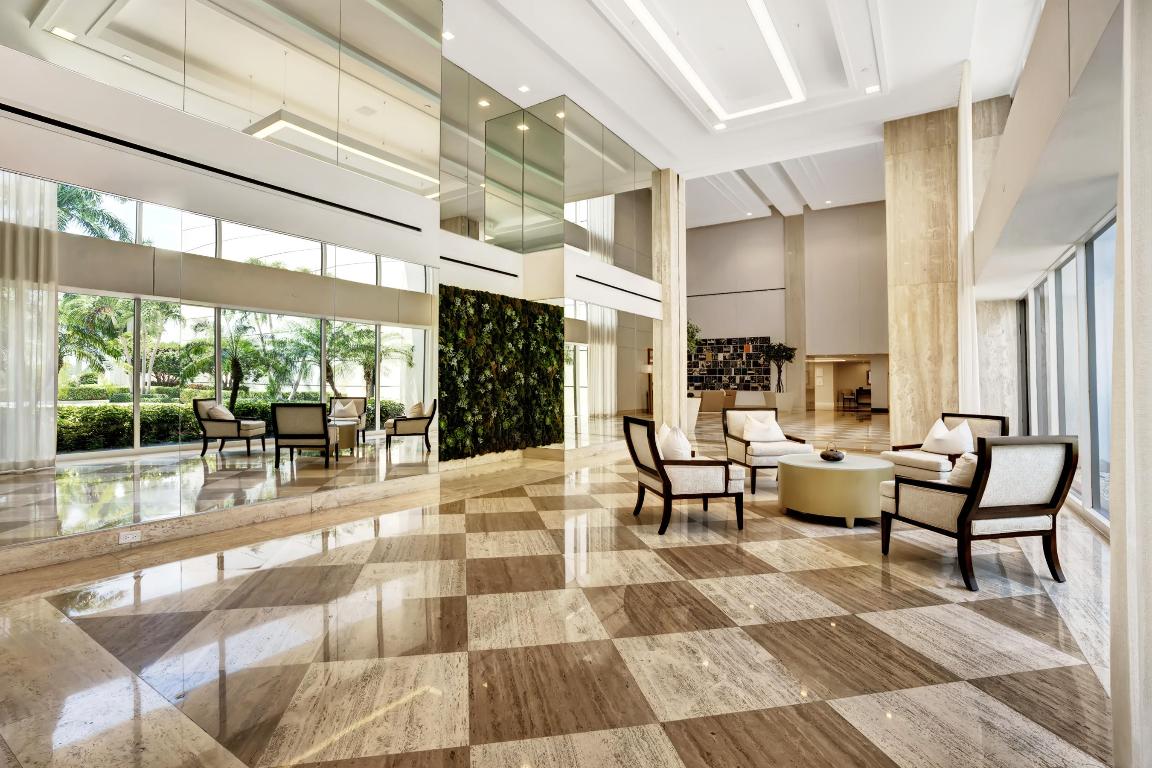 TRUMP PLAZA OF THE PALM BEACHES CONDO - Residential