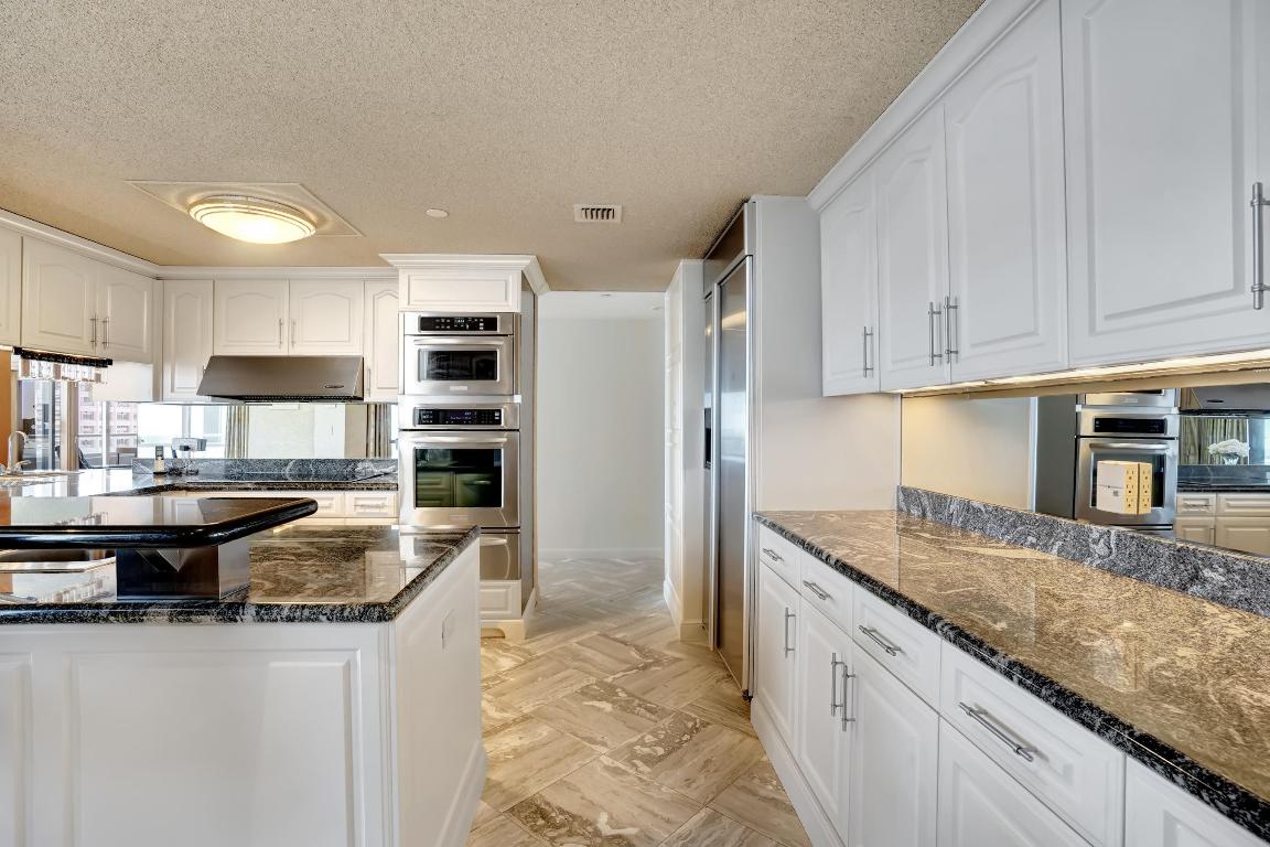 TRUMP PLAZA OF THE PALM BEACHES CONDO - Residential