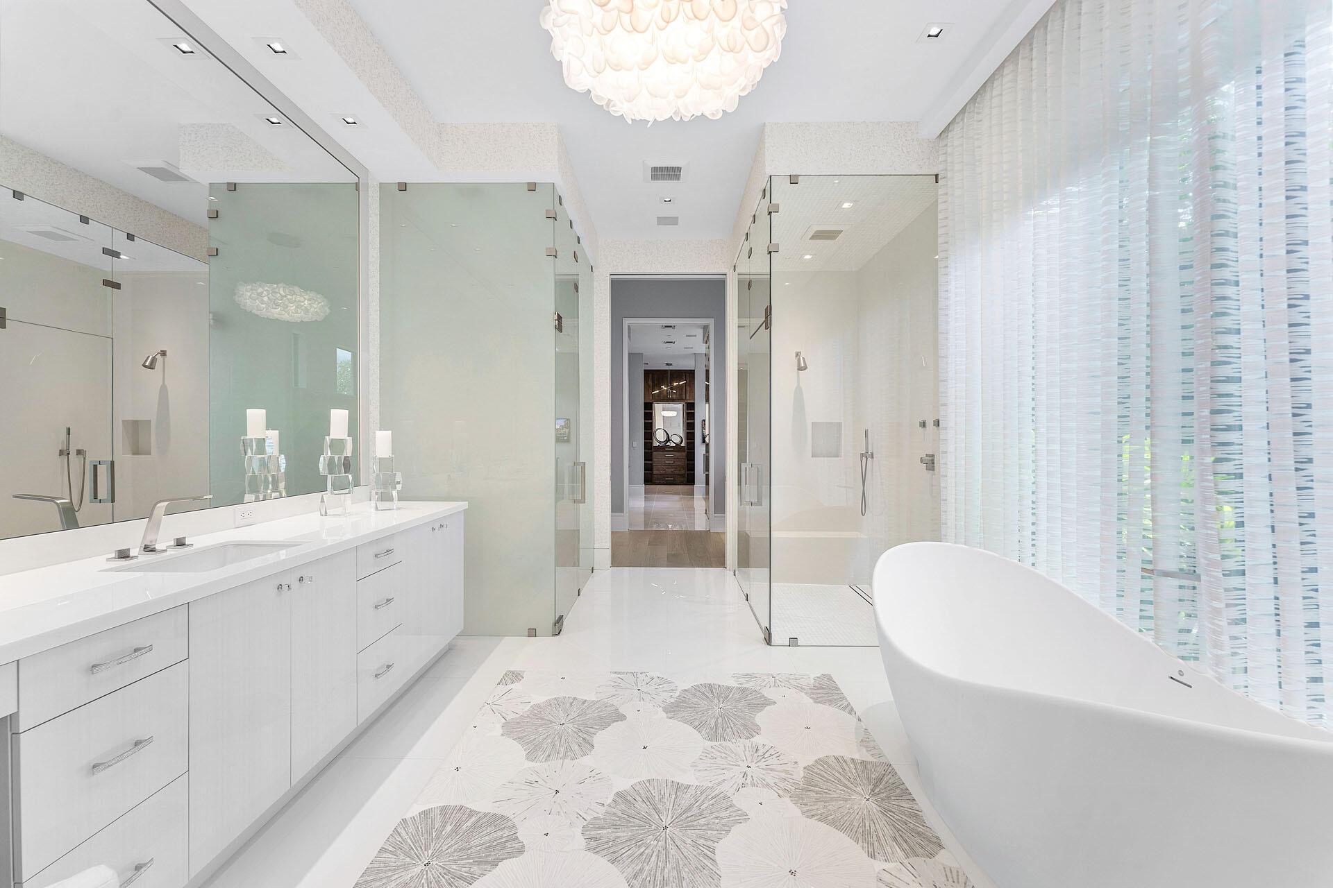 ROYAL PALM YACHT & COUNTR - Residential