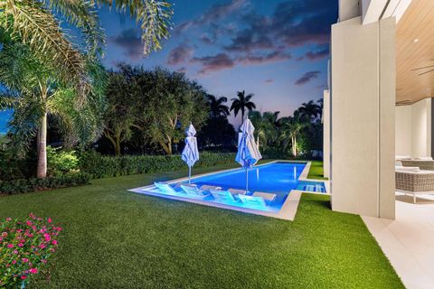 Tiny photo for 471 Royal Palm Way, Boca Raton, FL 33432 (MLS # R11003862)