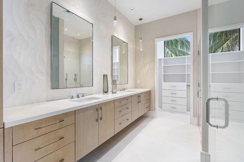 Tiny photo for 471 Royal Palm Way, Boca Raton, FL 33432 (MLS # R11003862)