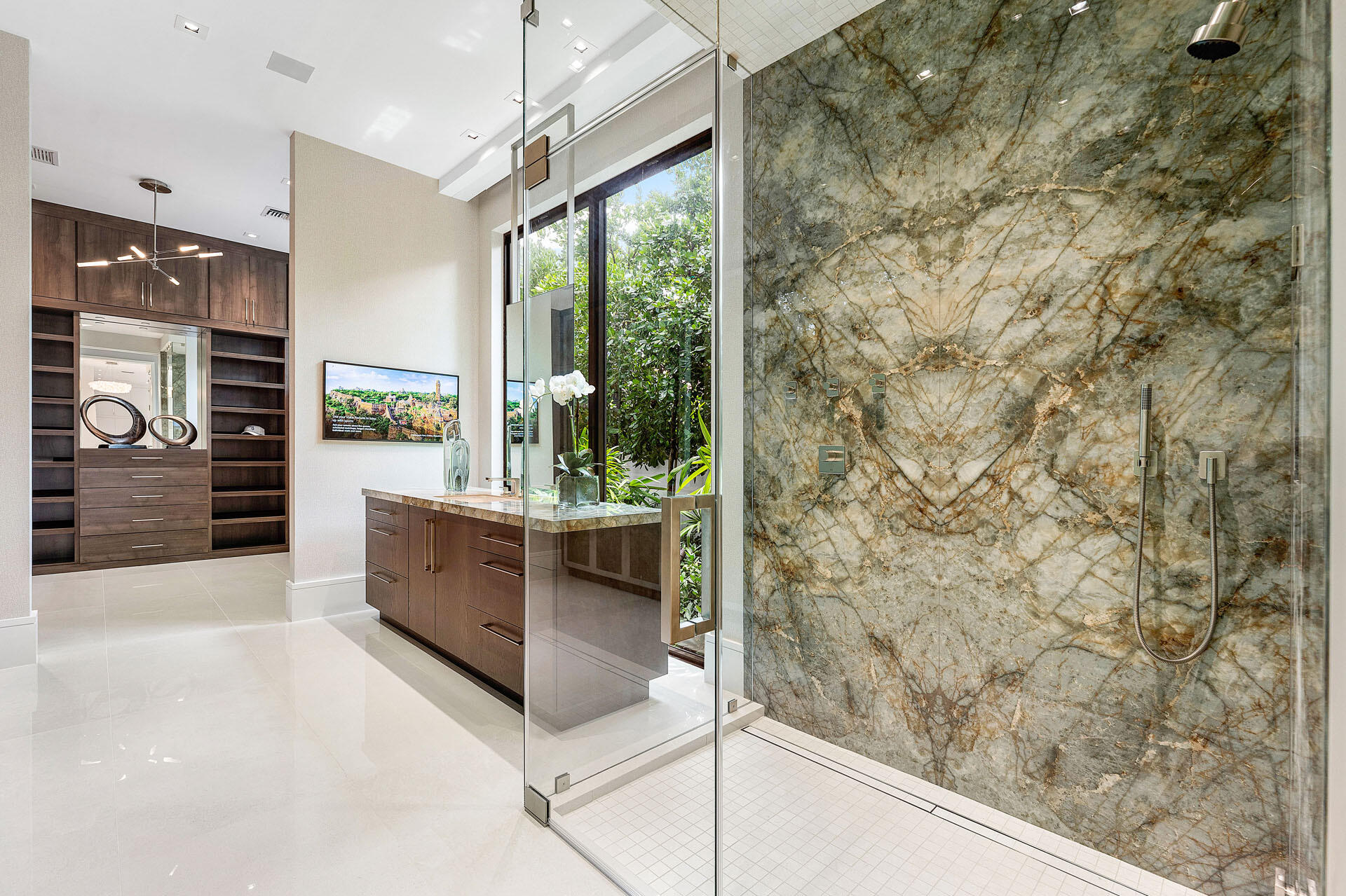 ROYAL PALM YACHT & COUNTR - Residential