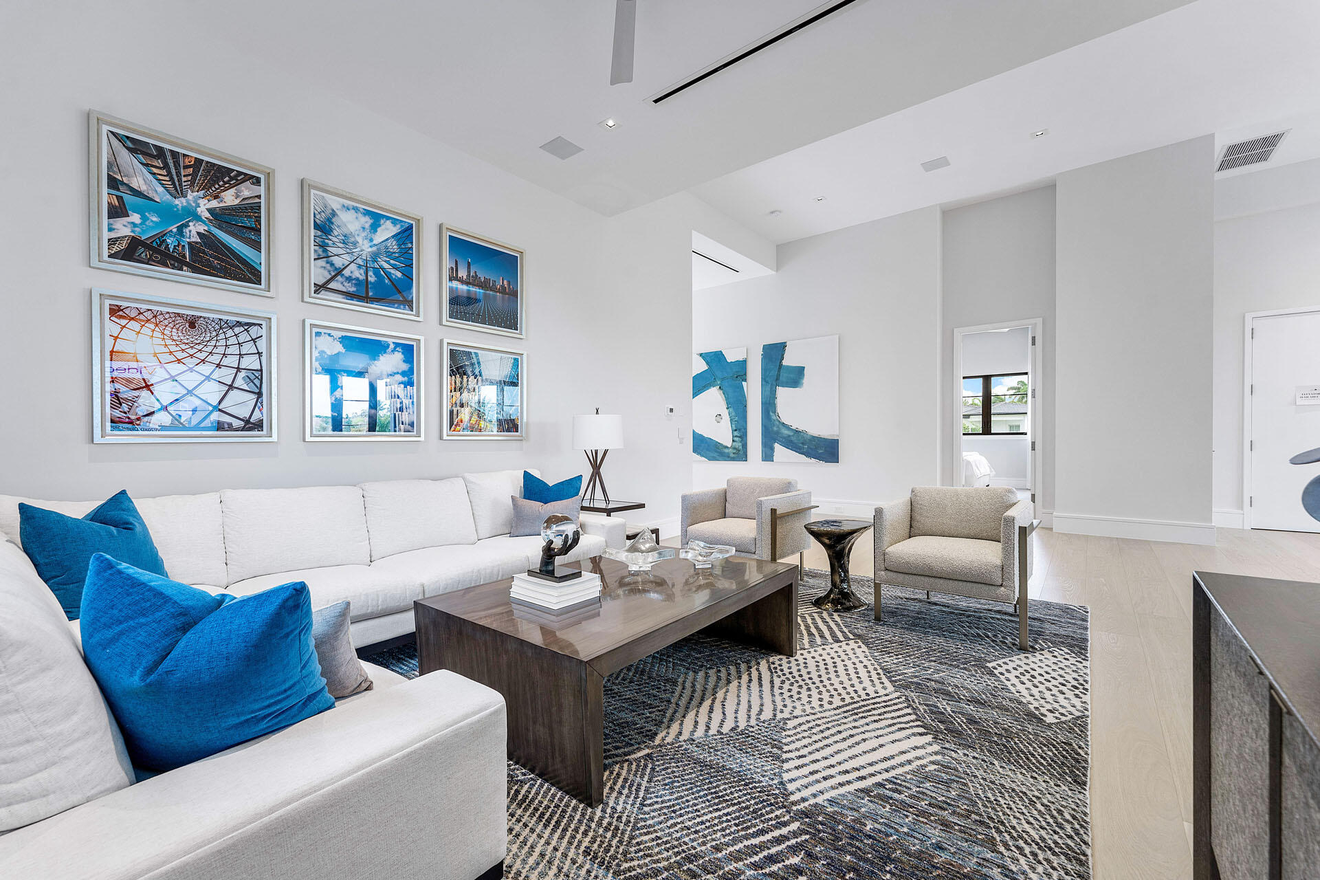 ROYAL PALM YACHT & COUNTR - Residential