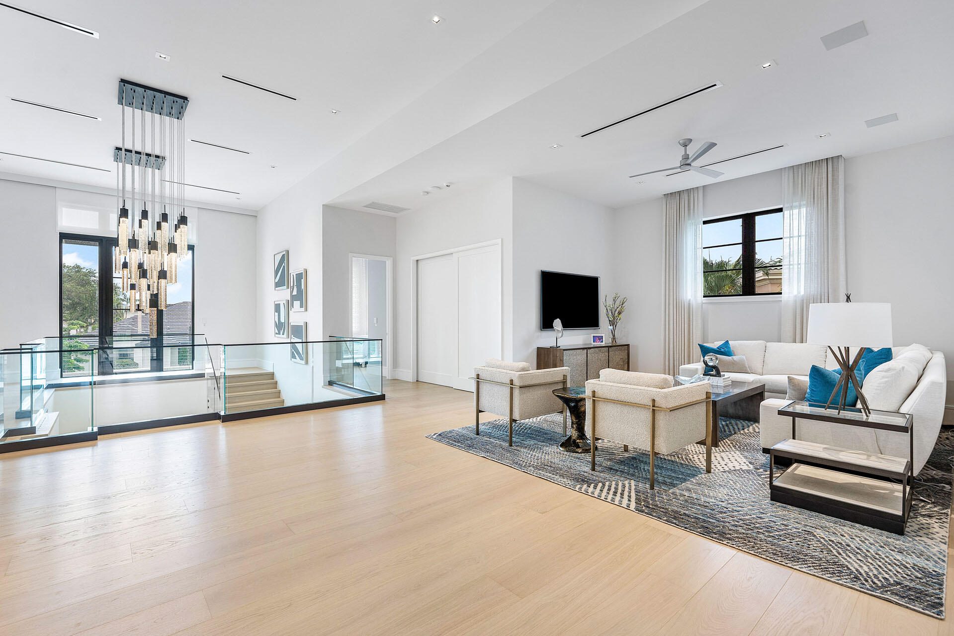 ROYAL PALM YACHT & COUNTR - Residential