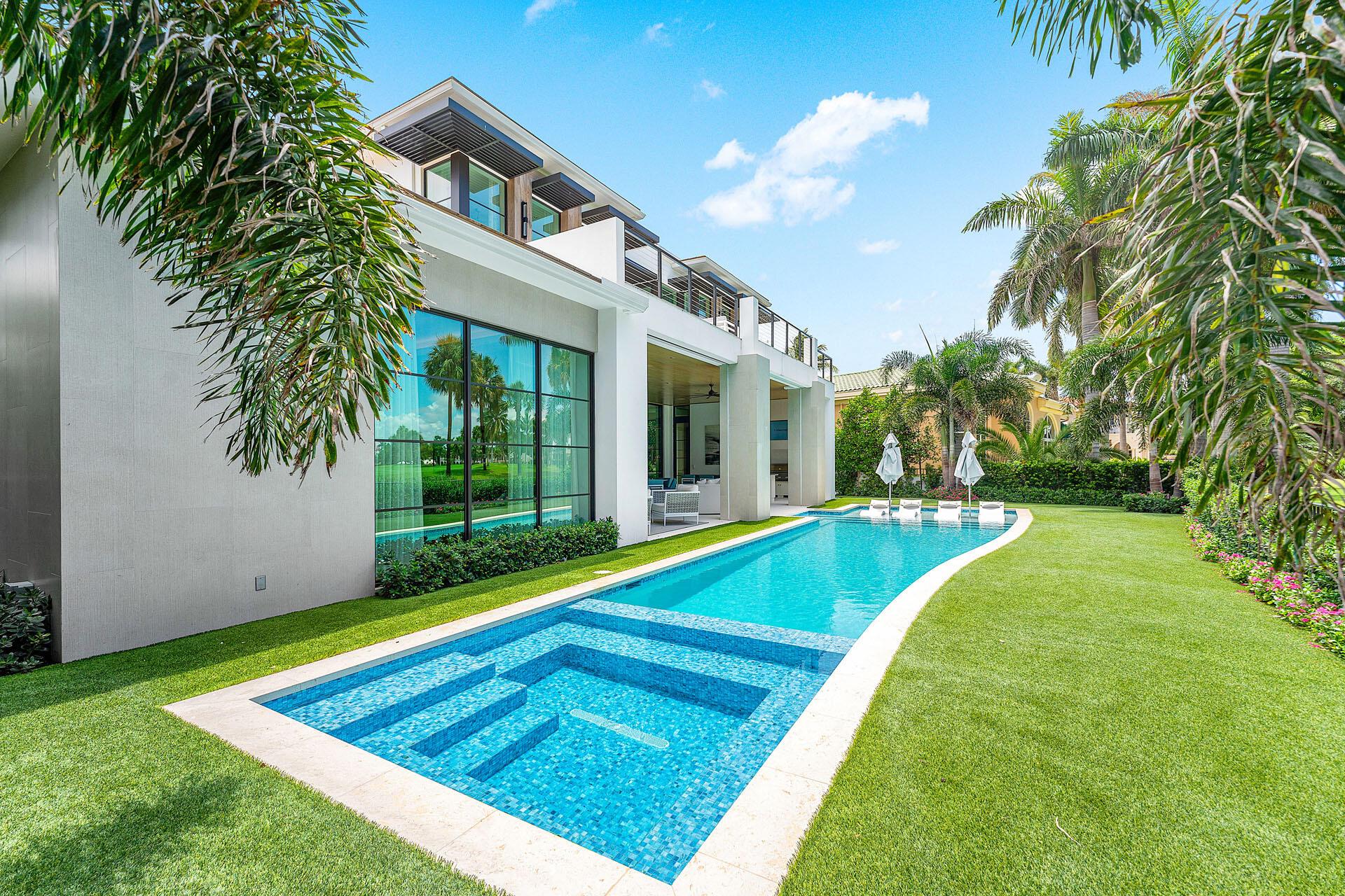 ROYAL PALM YACHT & COUNTR - Residential