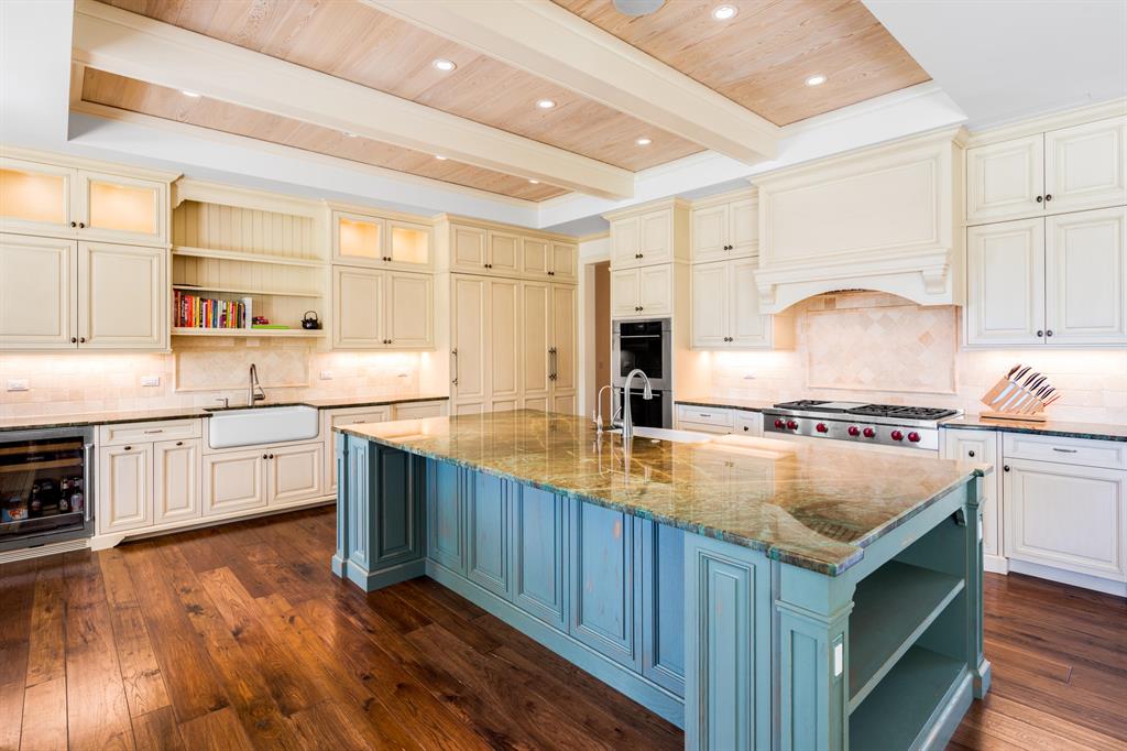 MC LOUTH - Residential