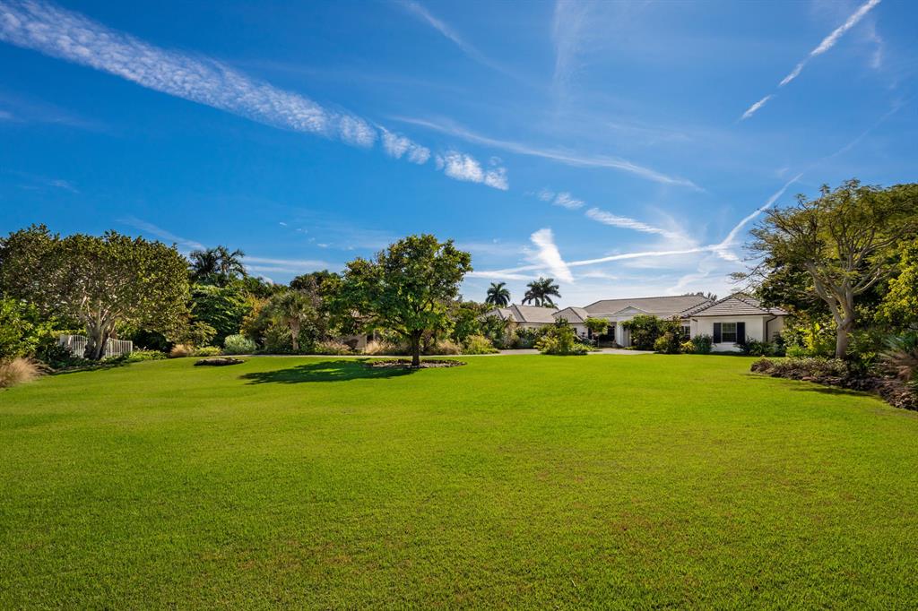 MC LOUTH - Residential