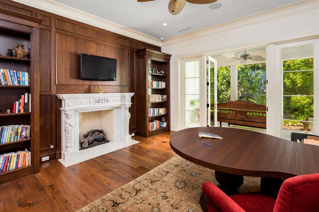 MC LOUTH - Residential