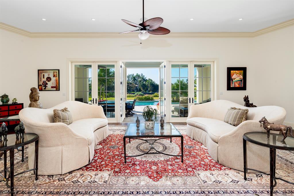 MC LOUTH - Residential