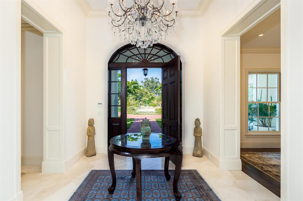 MC LOUTH - Residential