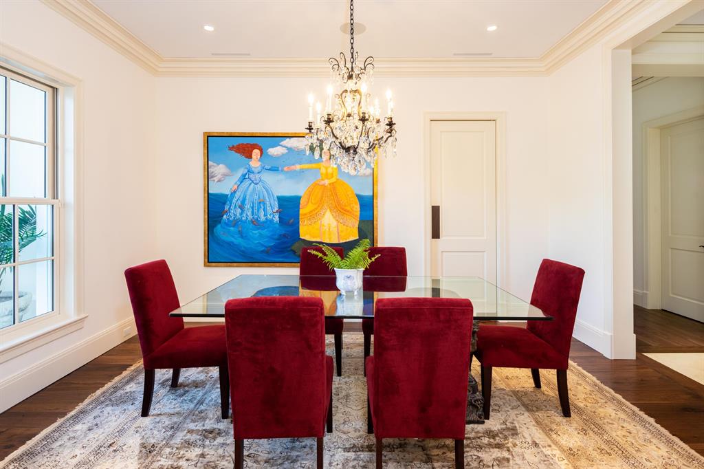 MC LOUTH - Residential