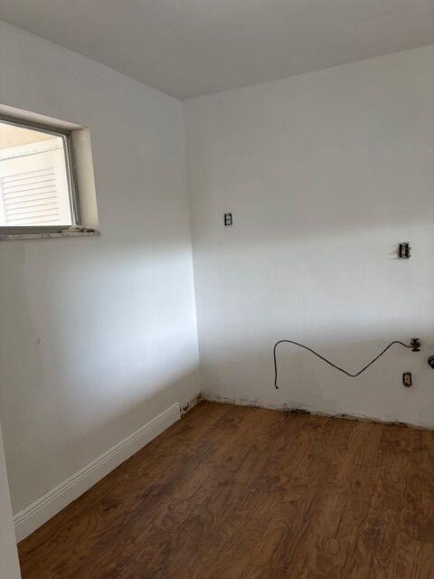 2724 S Garden Dr 306