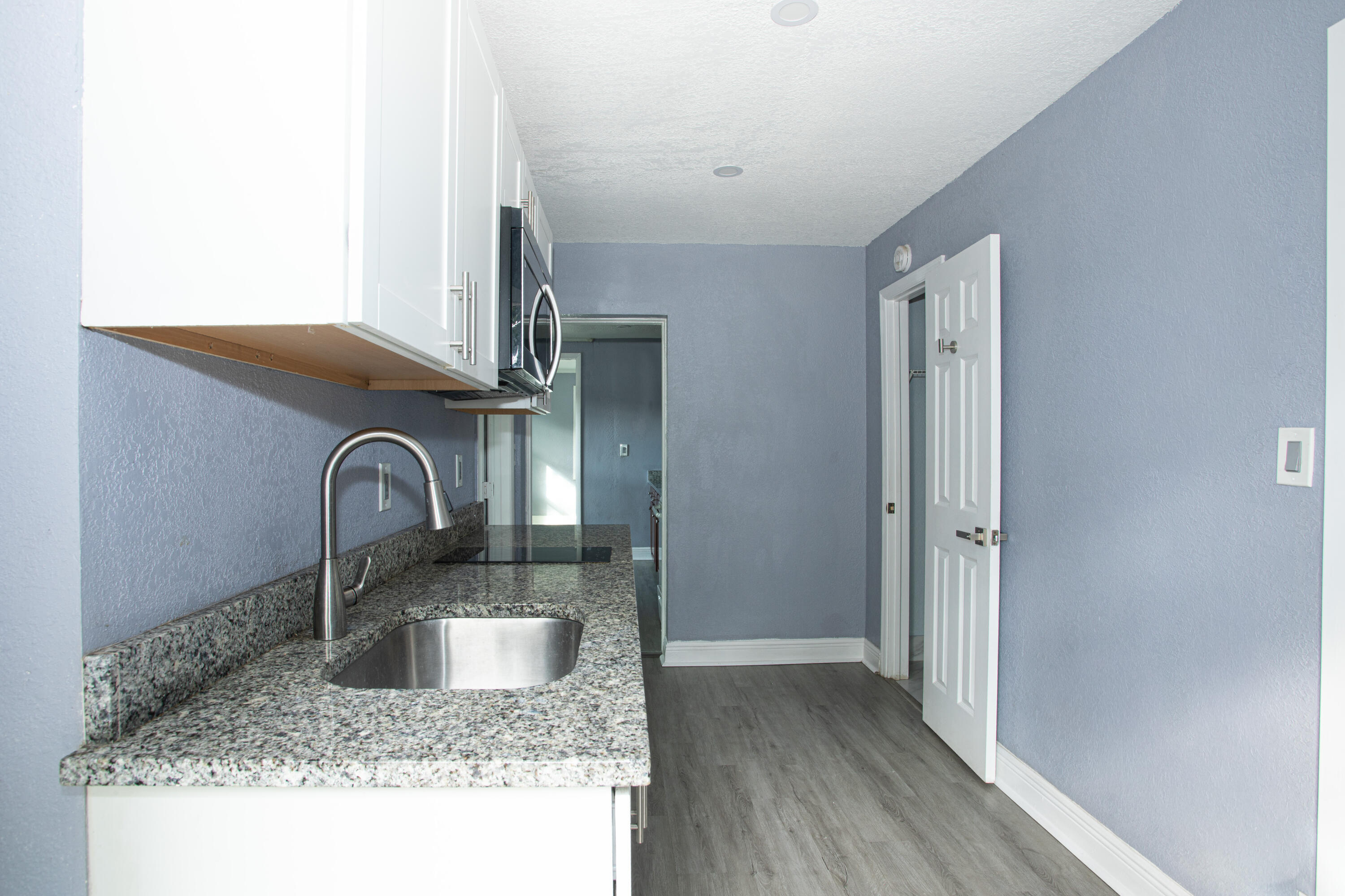 RIVIERA BEACH HGTS ADD 3 IN - Residential Lease