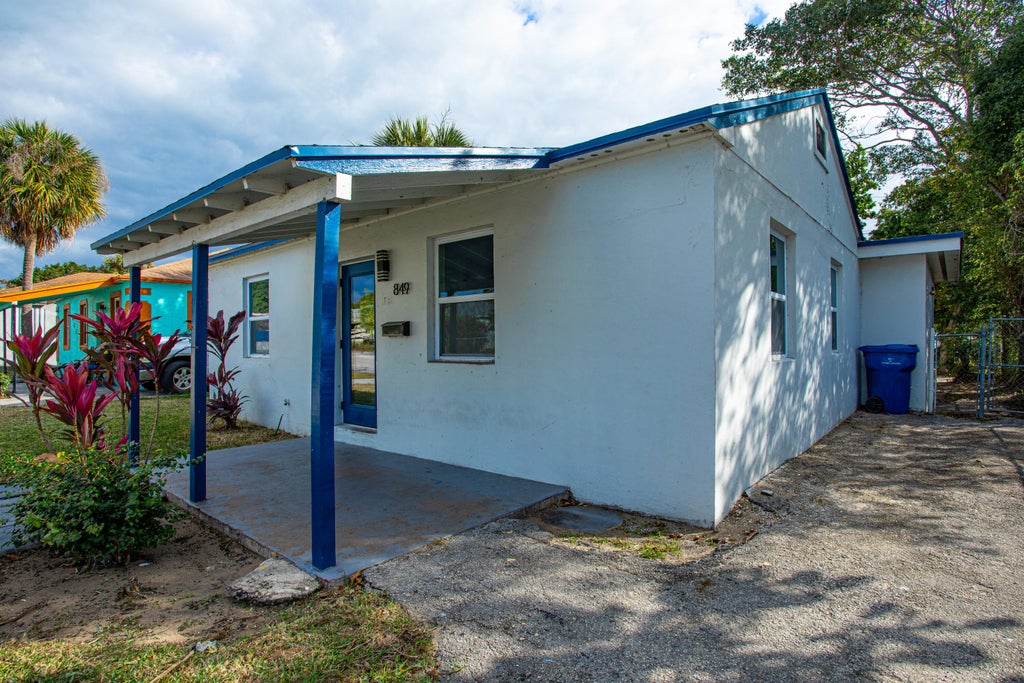 Photo of 849 W 2nd Street #B, Riviera Beach, FL 33404 (MLS # B26034048)