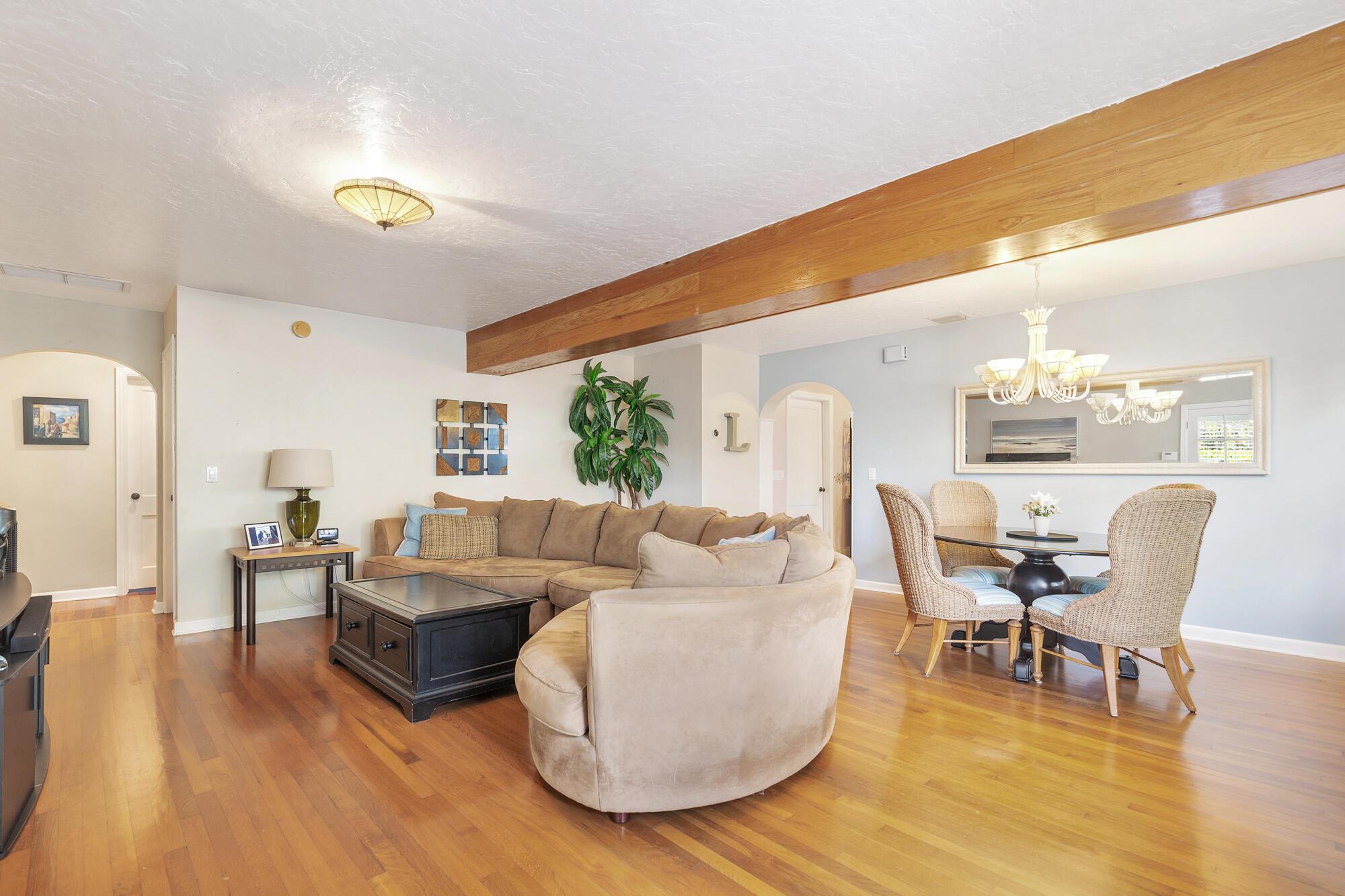 EL CID COURT IN - Residential