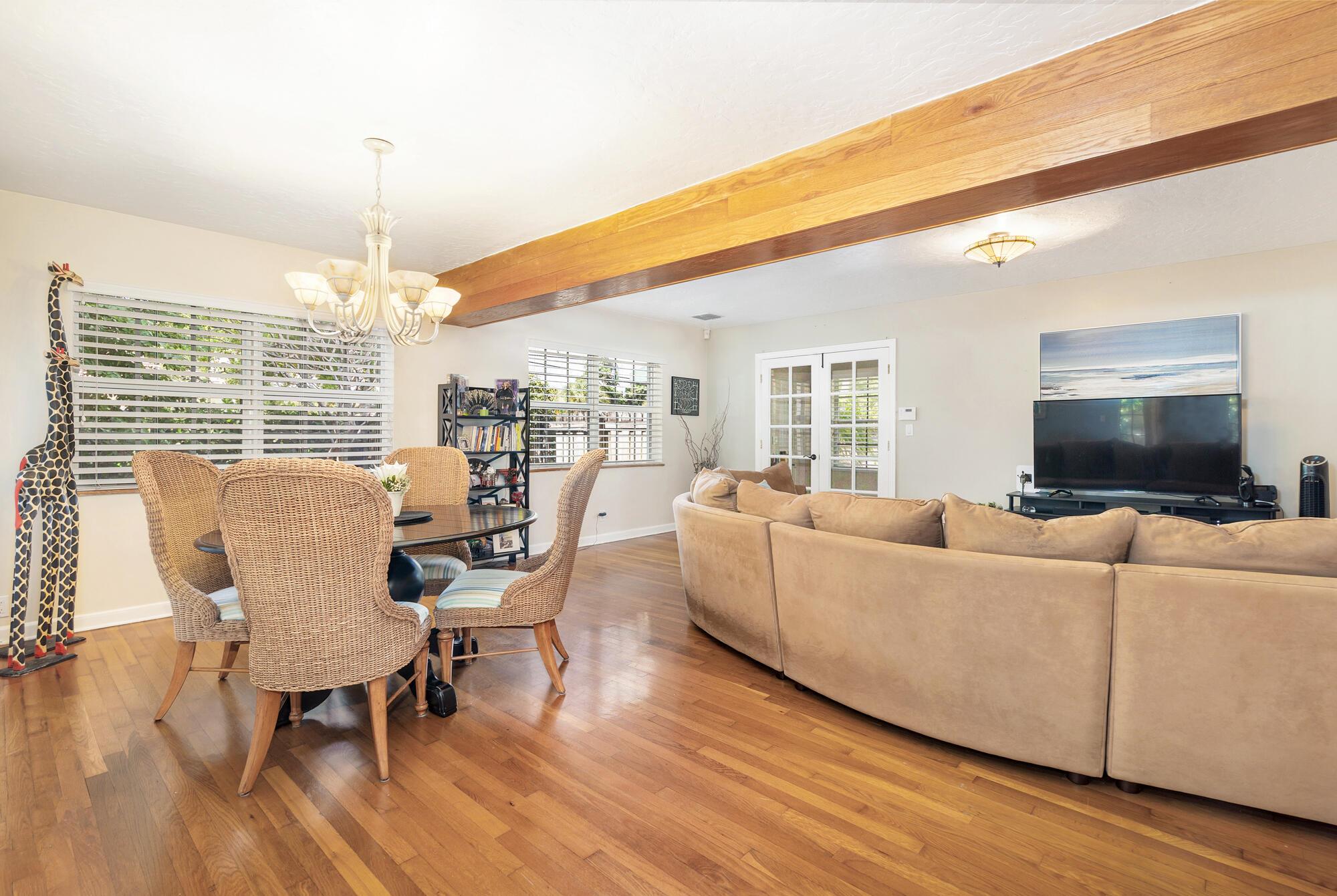 EL CID COURT IN - Residential