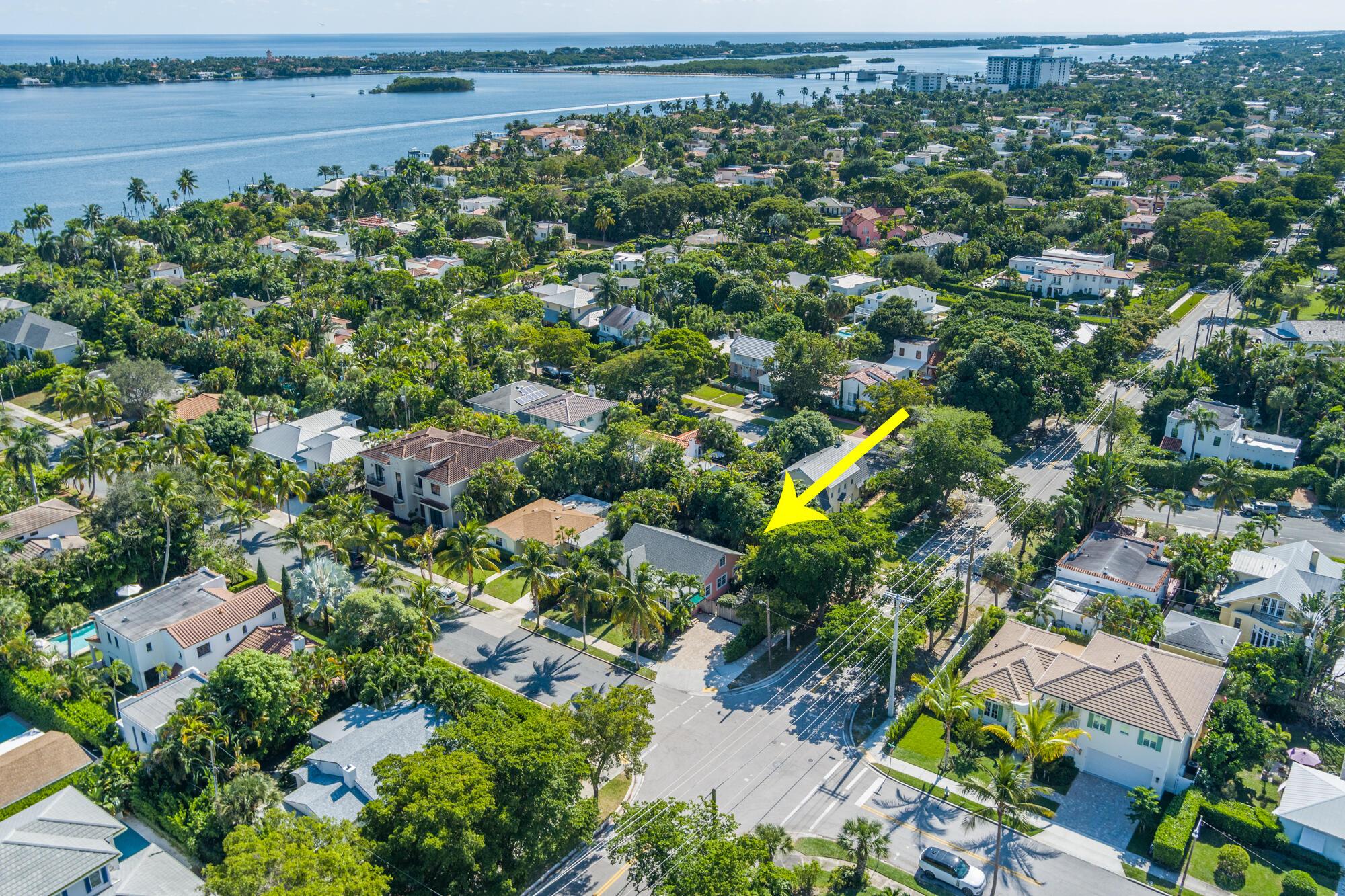 EL CID COURT IN - Residential