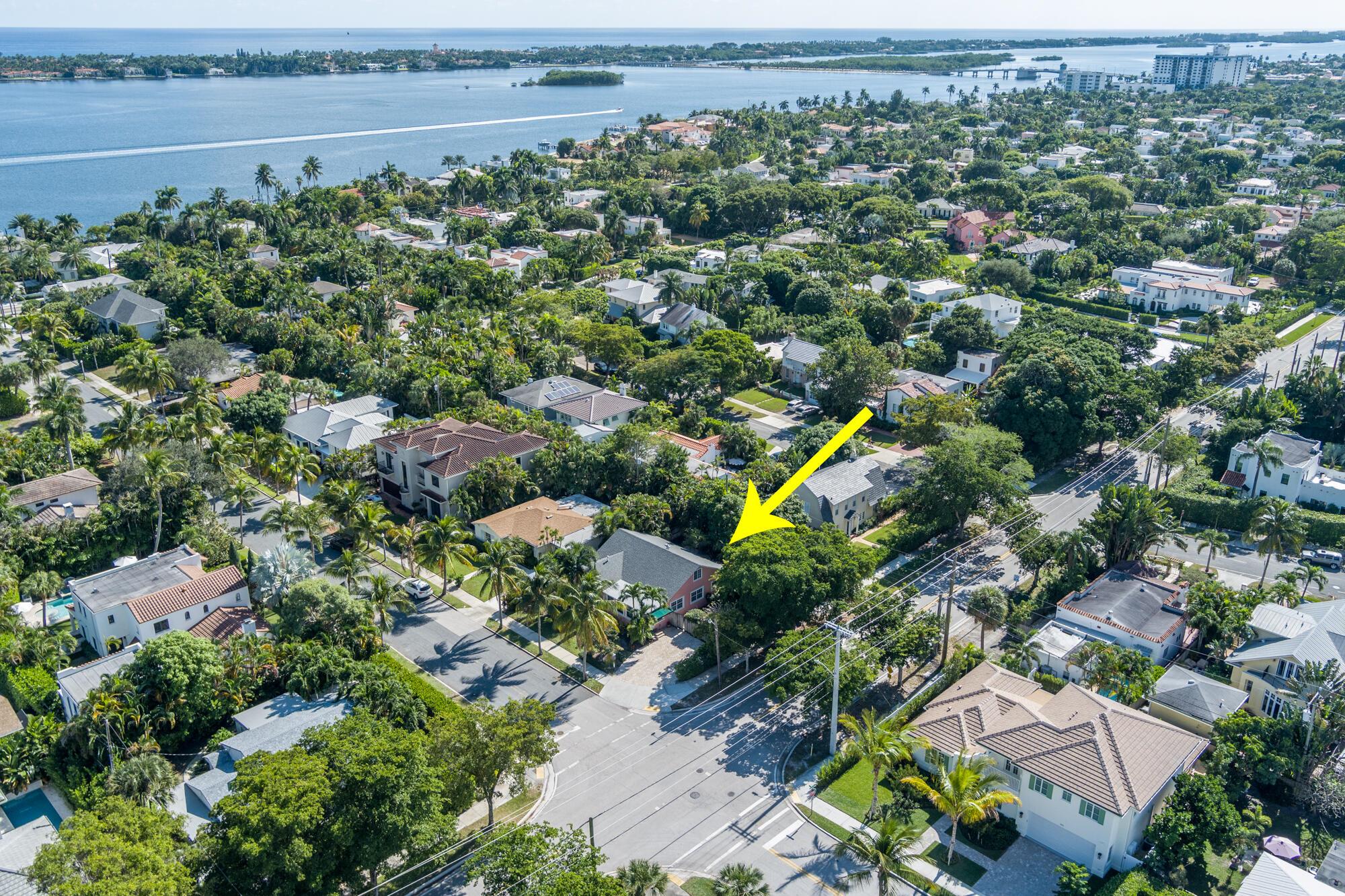 EL CID COURT IN - Residential