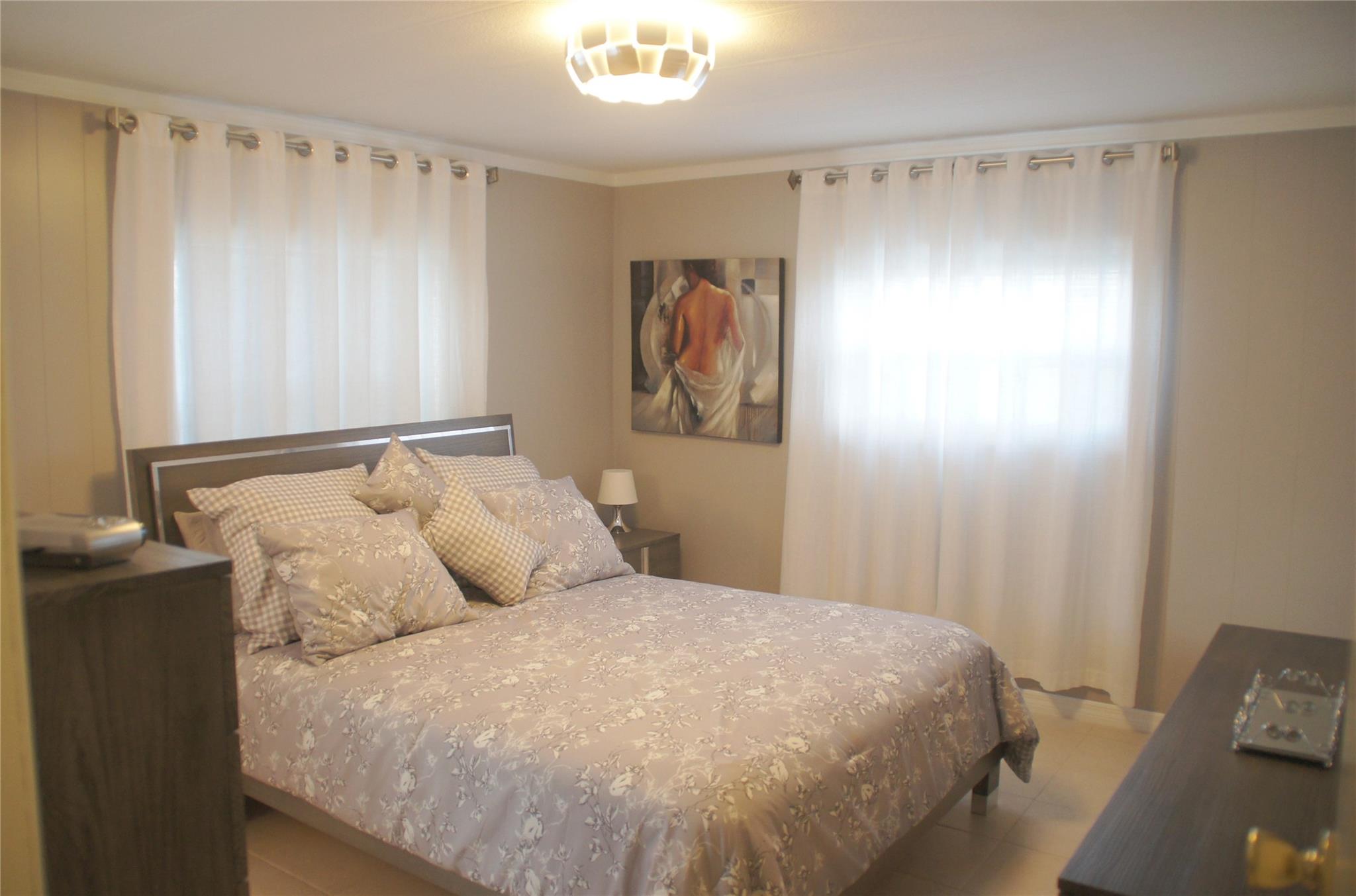 Ravenswood Estates & Mari - Residential