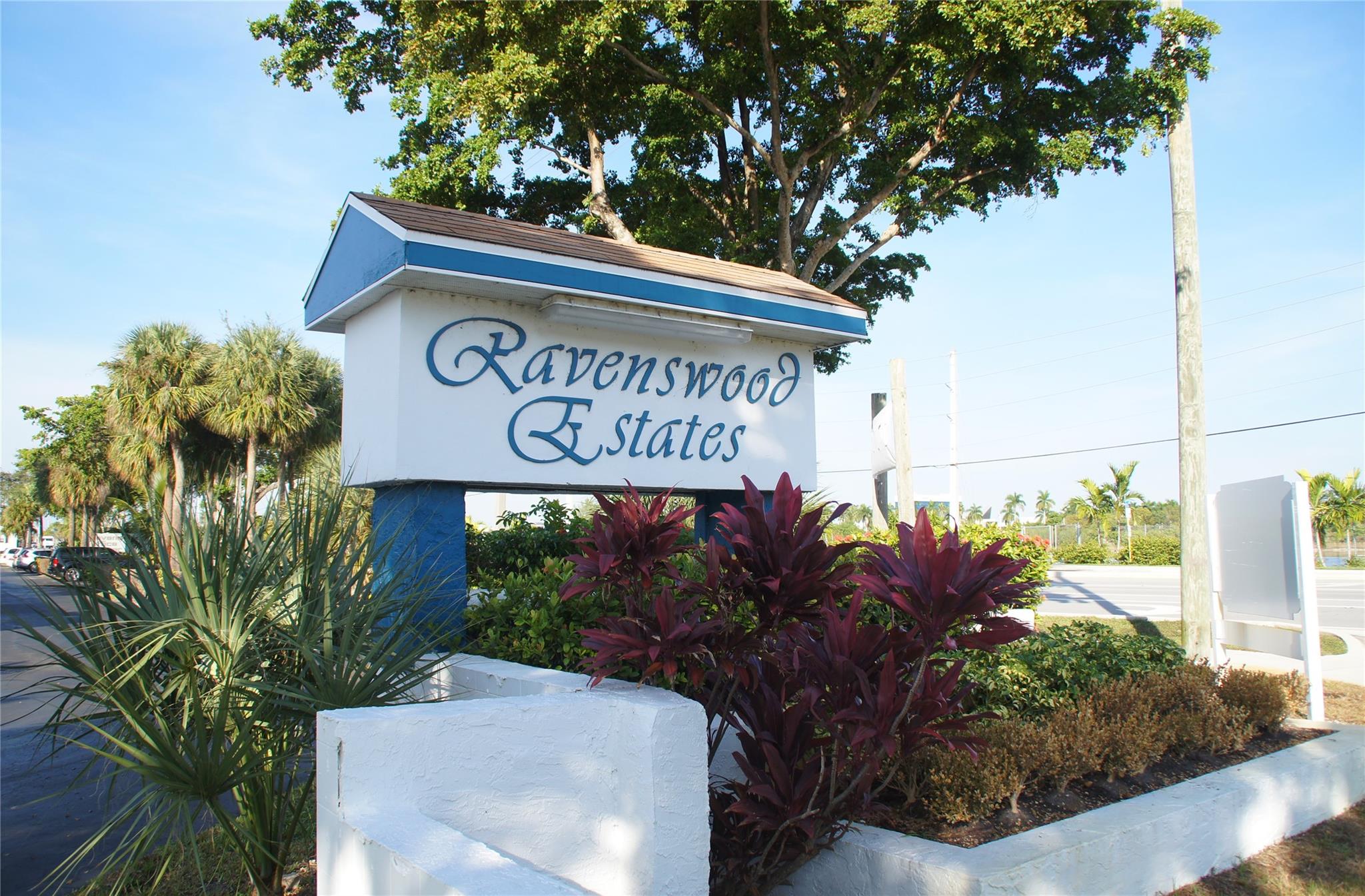 Ravenswood Estates & Mari - Residential
