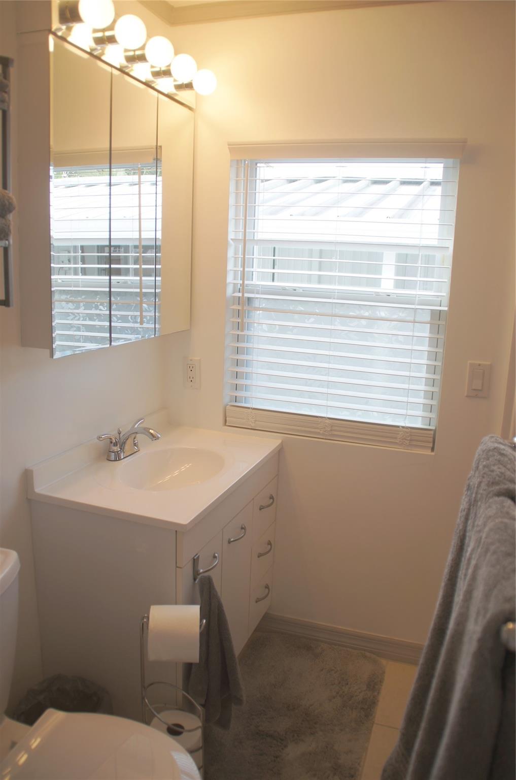 Ravenswood Estates & Mari - Residential