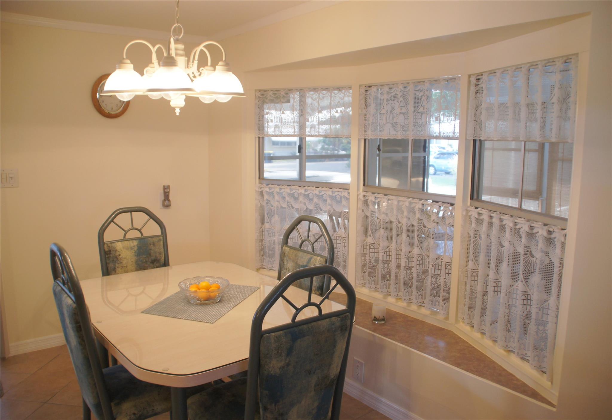 Ravenswood Estates & Mari - Residential