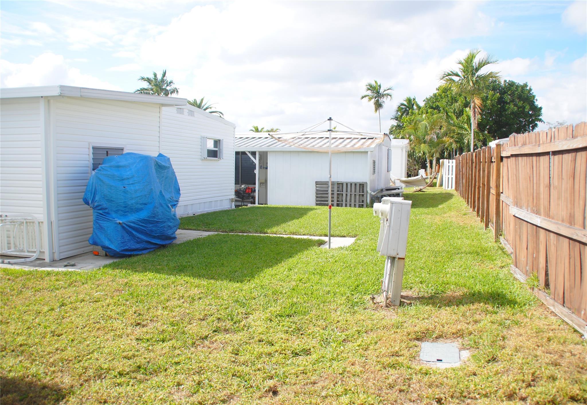 Ravenswood Estates & Mari - Residential
