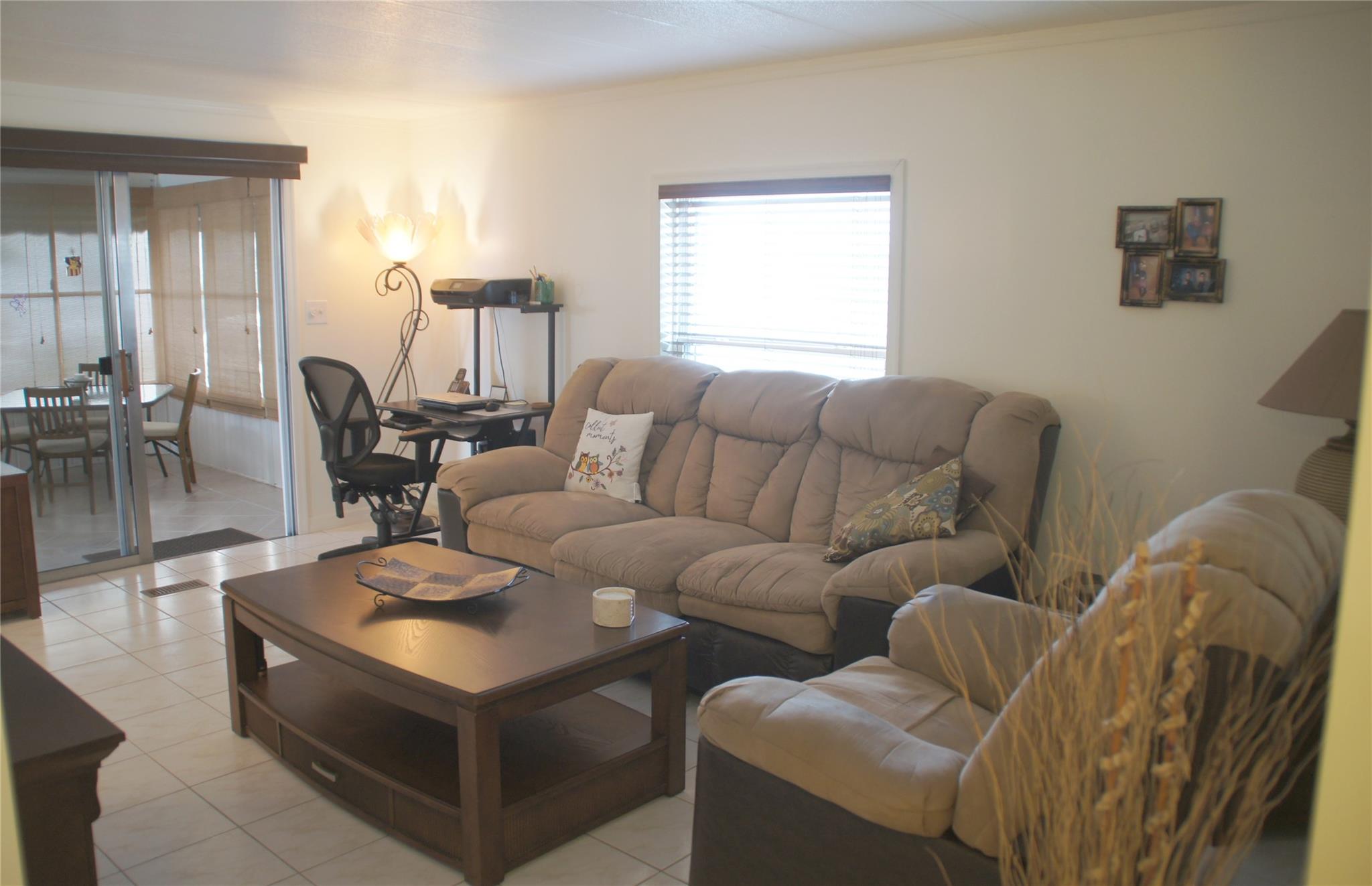 Ravenswood Estates & Mari - Residential