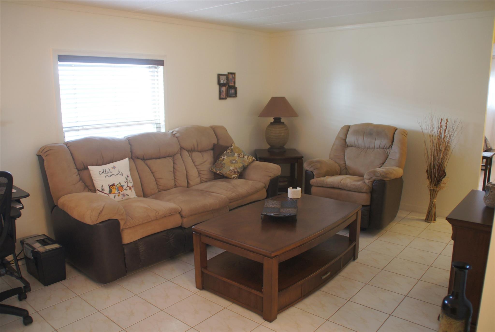 Ravenswood Estates & Mari - Residential