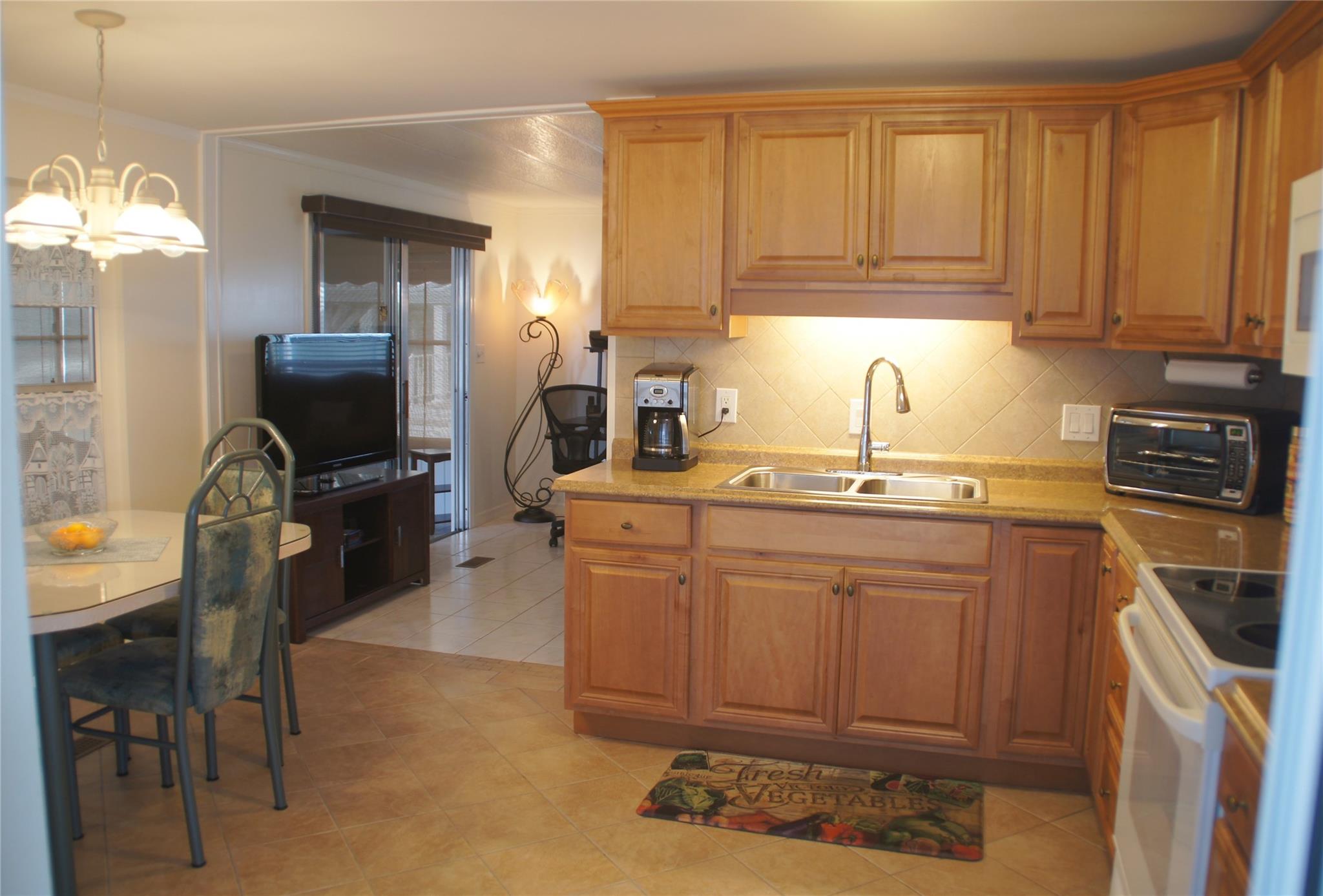 Ravenswood Estates & Mari - Residential