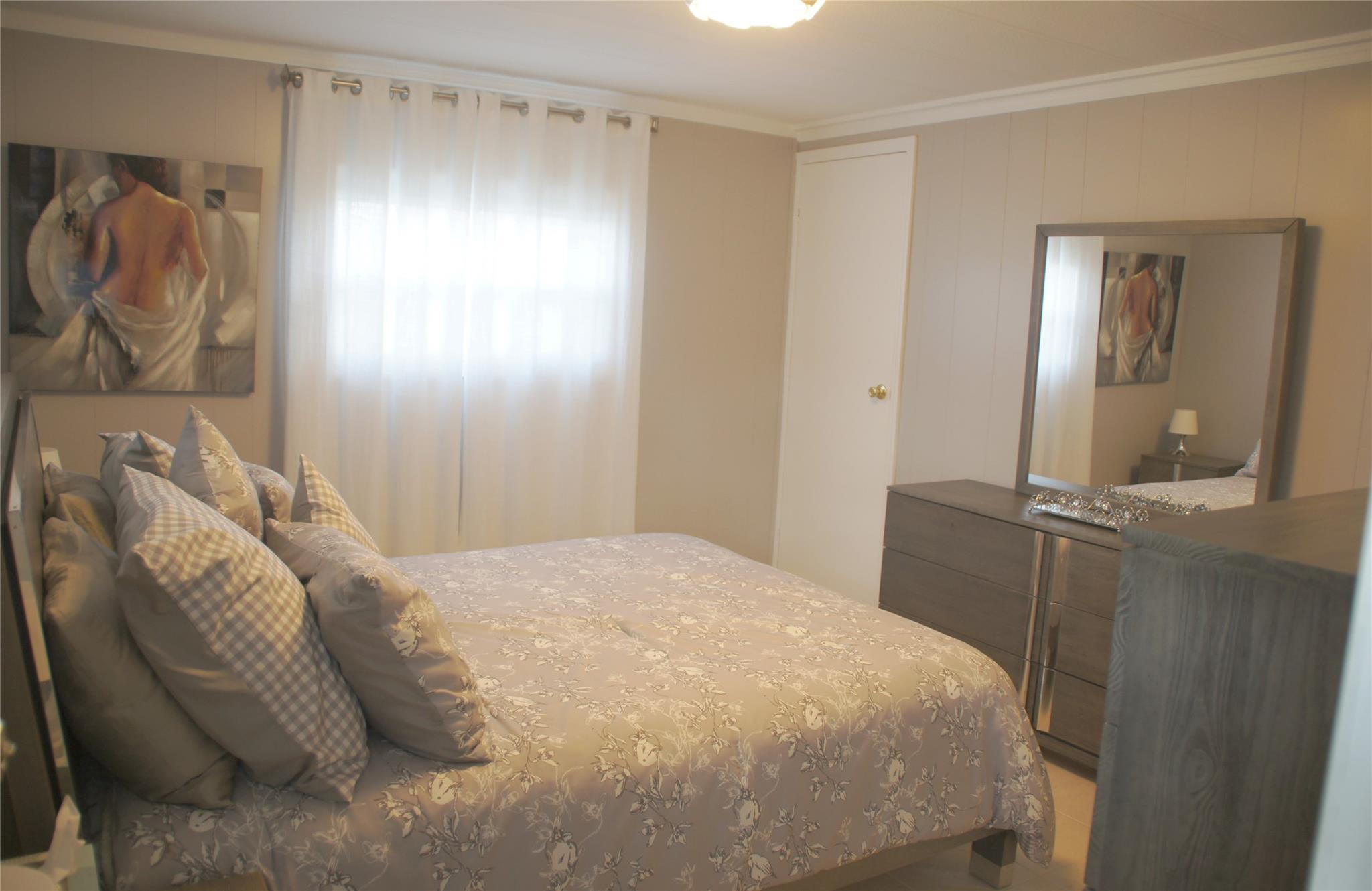 Ravenswood Estates & Mari - Residential