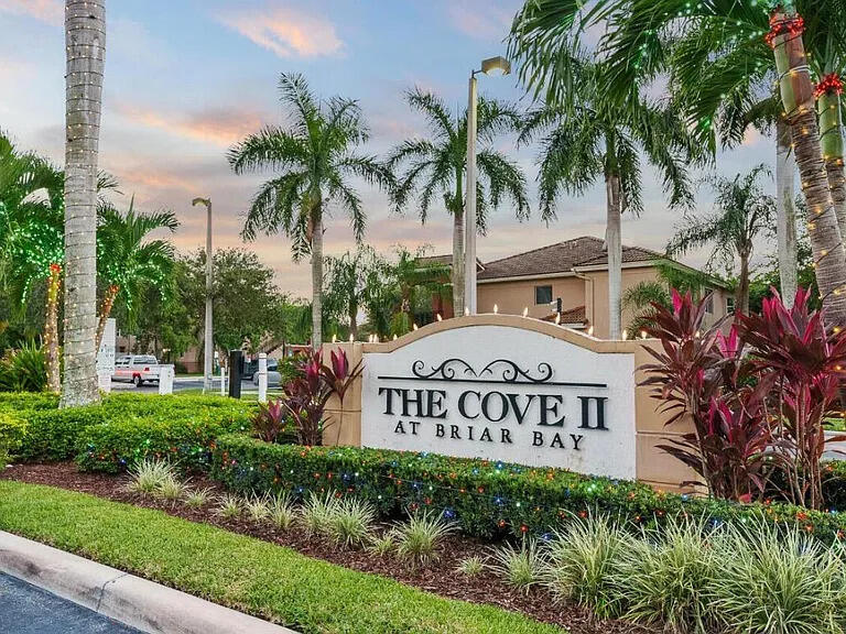 COVE AT BRIAR BAY CONDO - Residential