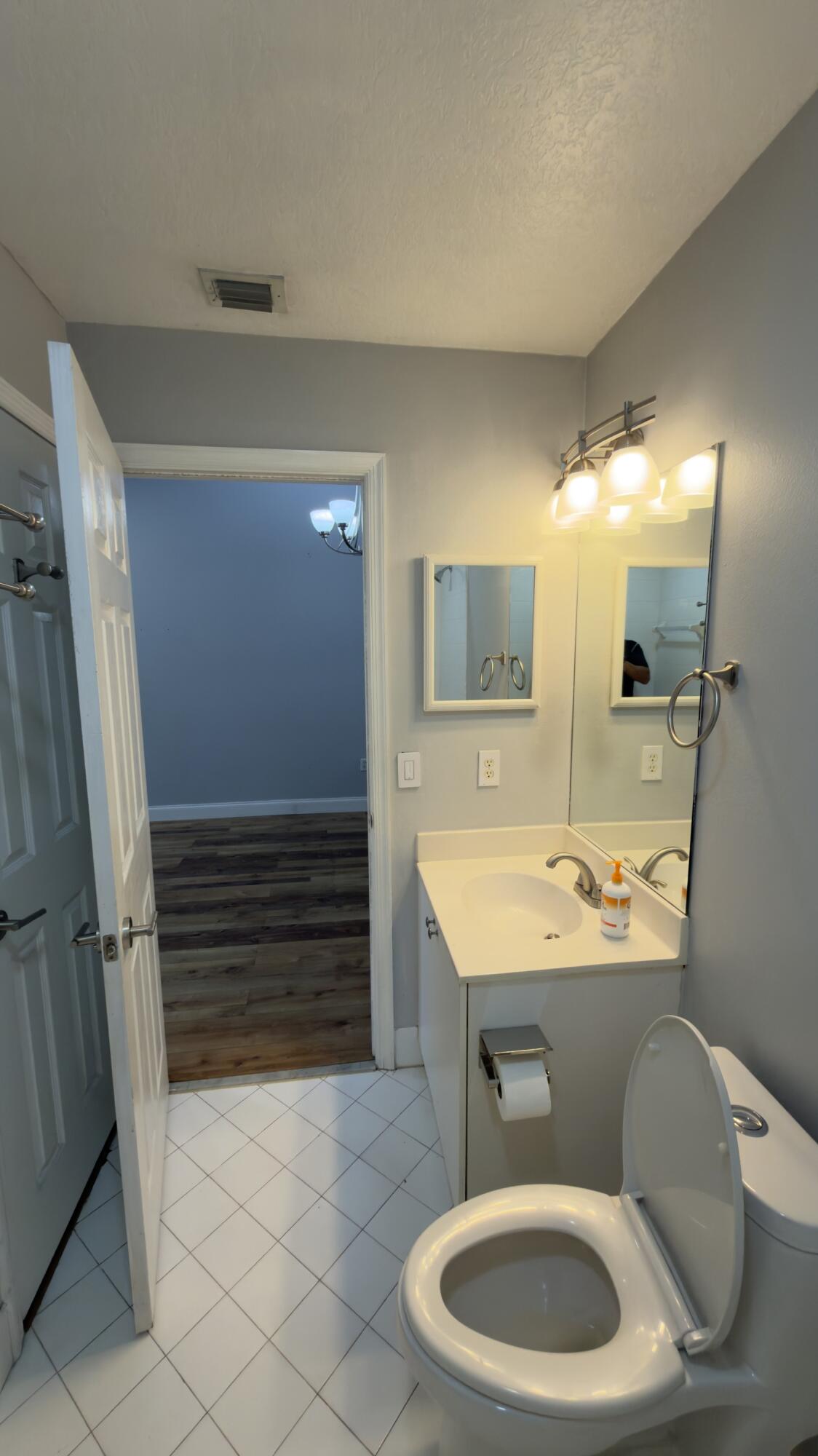 COVE AT BRIAR BAY CONDO - Residential