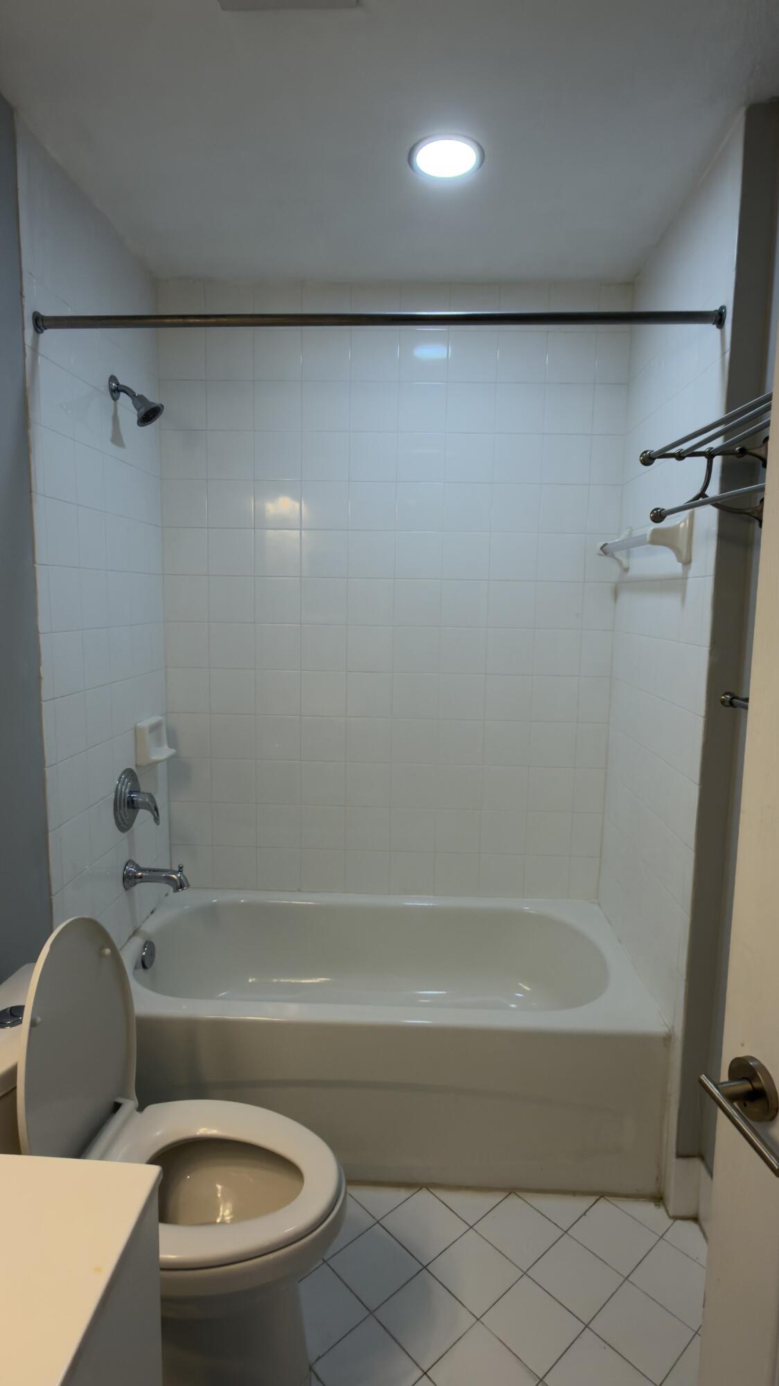 COVE AT BRIAR BAY CONDO - Residential