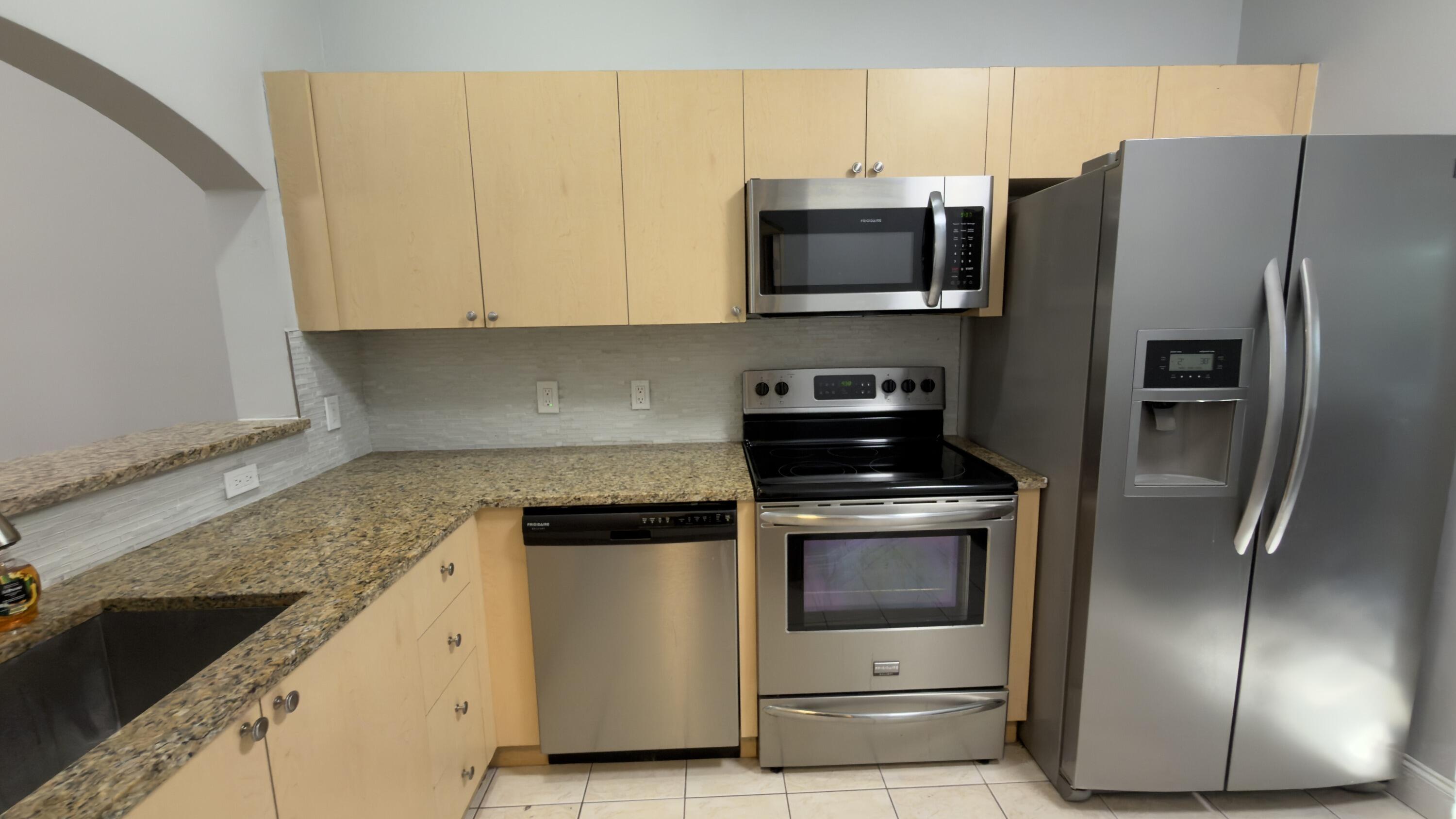COVE AT BRIAR BAY CONDO - Residential