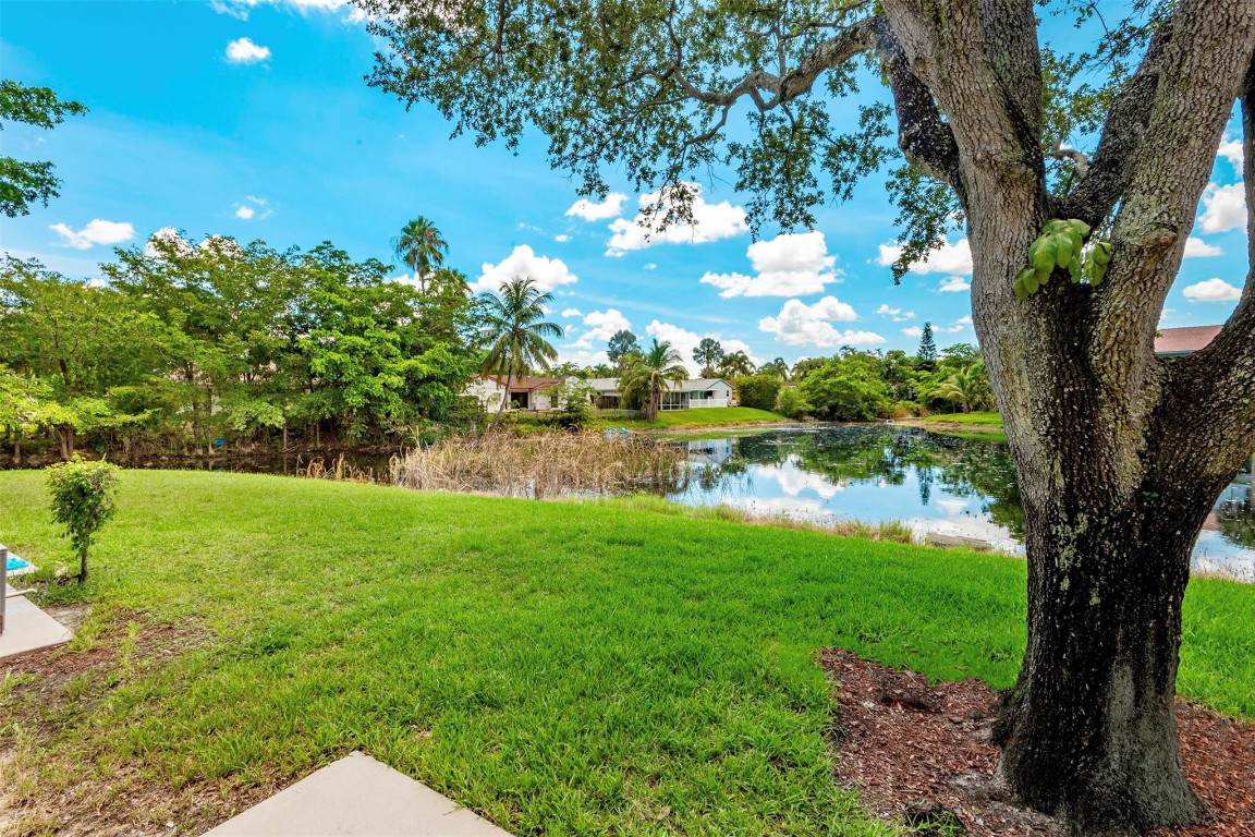 7 Unit Building Coral Springs - Residential Income