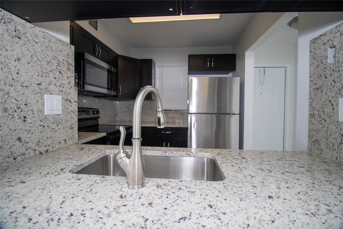 7 Unit Building Coral Springs - Residential Income