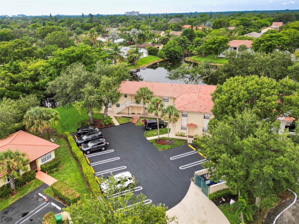 7 Unit Building Coral Springs - Residential Income
