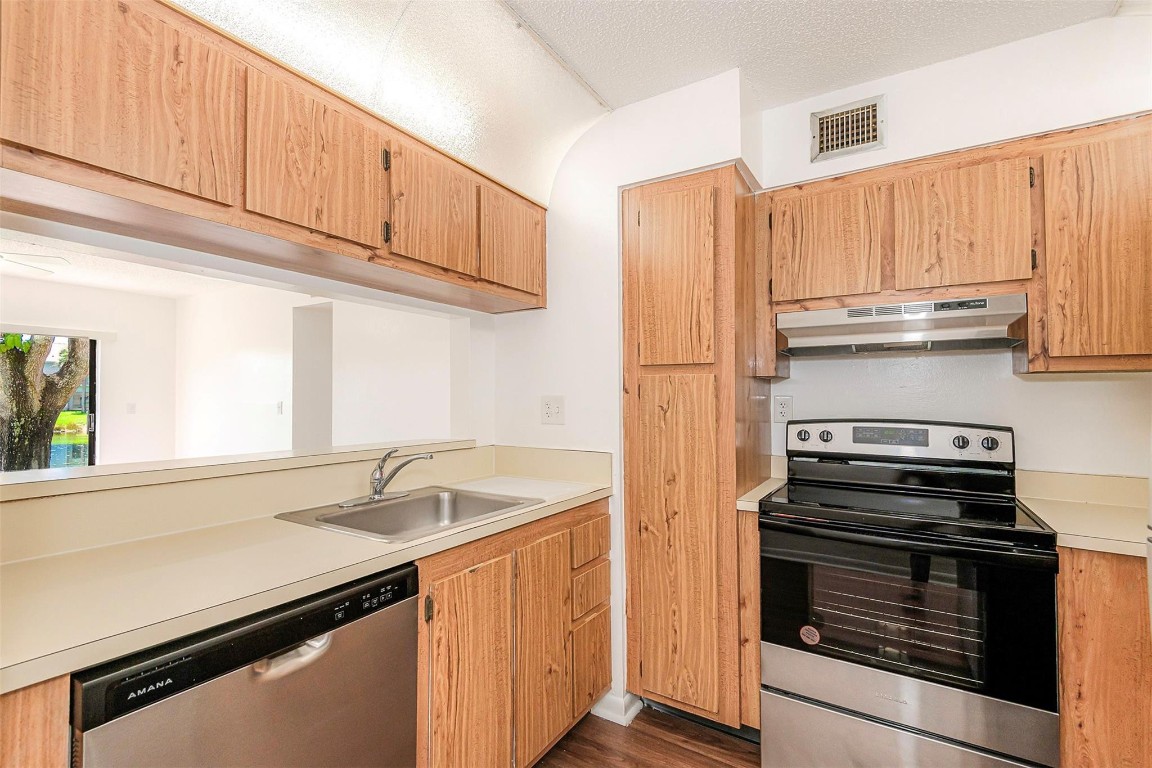 7 Unit Building Coral Springs - Residential Income